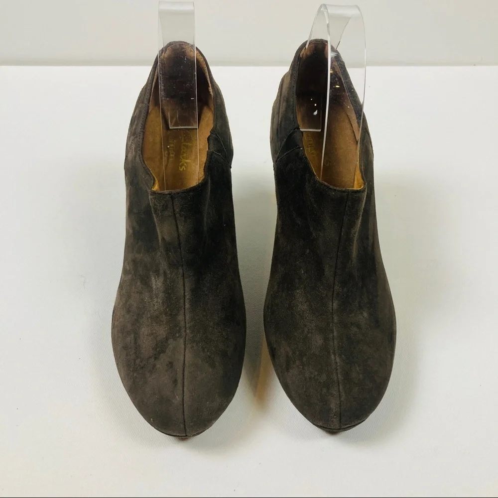 2/$30 Clarks Indigo Heeled Suede Booties 10M